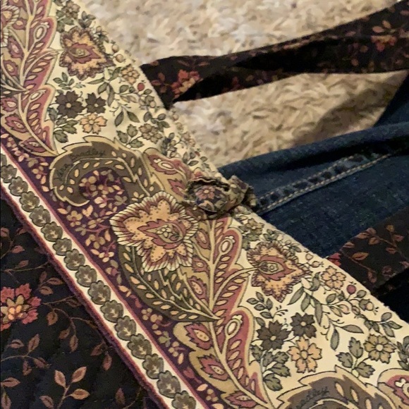 Handbag - Picture 4 of 6